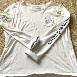 White vineyard vines long-sleeve!